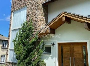 Casa · 238m² · CASA  NO CONDOMÍNIO ALPHAVILLE