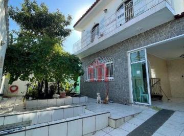e7bf73b057fc316a5727885dbf23da0cab9eacff · Sobrado com 3 dormitórios à venda, 300 m² por R$ 500.000,00 - Catiapoã - São Vicente/SP