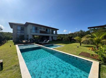 Casa de 6 quartos, Mata de São João · Casa a venda em Praia do Forte com 6 quartos mobiliada e nascente no Praia Bela com acesso a praia