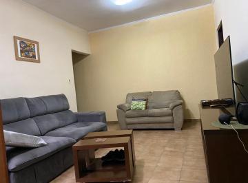 Casa · 213m² · 3 Quartos · 4 Vagas · Casa à Venda com 213m², 3 dormitórios, 1 suíte, 1 sala e 4 vagas!!!