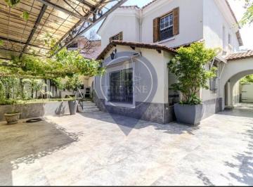 Foto 02 · Imóvel à venda em São Paulo-SP: Casa deslumbrante no Pacaembu com 3 quartos, 1 suíte, 2 salas, 3 ban