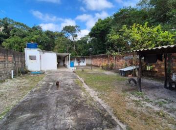 Casa de 1 quarto, Itanhaém · Casa com espaço para piscina em Itanhaém.