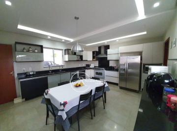 Casa de 5 quartos, Brasília · SOLAR DE BRASÍLIA - 470M²- 5 SUÍTES - PISCINA AQUECIDA - QUITADA E ESCRITURADA