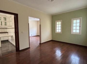 Casa de 3 quartos, Poços de Caldas · Casa 3 quartos- Suíte- Jardim Centenário