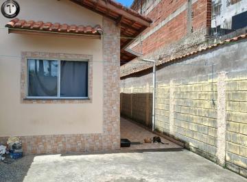 Foto 01 · Casa à venda em Itanhaém-SP, Nova Itanhaém: 1 quarto, 1 sala, 1 banheiro, 2 vagas - 38,30m² de área.