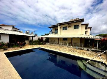 Casa · 500m² · 5 Quartos · 4 Vagas · Casa de luxo com 5 suítes, piscina e área gourmet no Condomínio Vale do Jaguaribe, Salvador-BA.