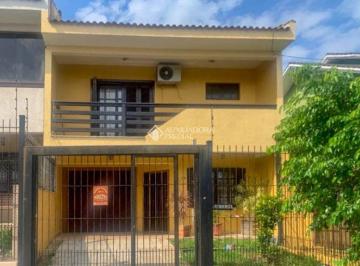 Casa · 183m² · 3 Quartos · 2 Vagas · Imóvel amplo à venda com 3 quartos