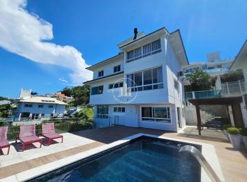 Casa · 450m² · 3 Quartos · 4 Vagas · Casa 3 Quartos com 3 Suítes e 450m² - Bosque das Mansões