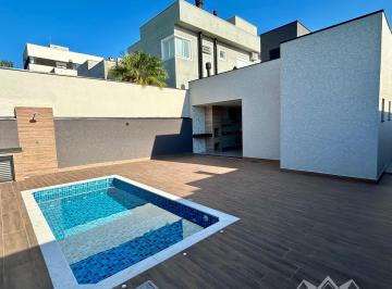 Foto 01 · Casa em Condomínio de Luxo no Mirante de Bragança: 3 quartos, 1 suíte, 3 salas, 3 banheiros e 155m² 