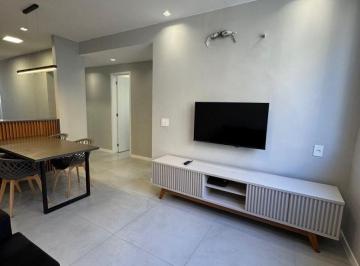Apartamento de 2 quartos, Rio de Janeiro · Apartamento com 68 m² e 2 quartos à venda em Copacabana