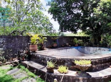 Casa de 5 quartos, Itaboraí · Sitio em ITABORAÍ no bairro Recanto dos Magalhães com área de 2500m² murado.