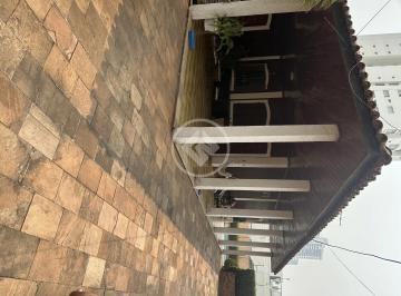 Comercial · 235m² · 3 Quartos · Casa no bairro Goiabeiras excelente para clínicas, comércio.