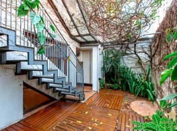 Casa · 190m² · 3 Quartos · 2 Vagas · A 5 Minutos do Metrô Vila Madalena: Casa em Vila