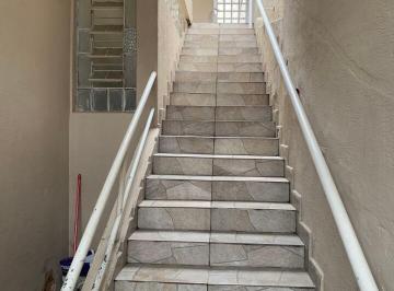 Casa · 150m² · 3 Quartos · 2 Vagas · Bela casa espaçosa
