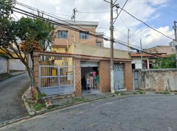 Casa · 270m² · 5 Quartos · Casa assobradada com 270 mts², 5 quartos, 2 salões, fica a 850 mts do metrô Tucuruvi