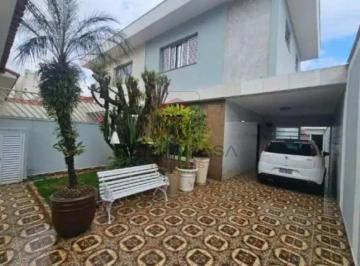 Casa · 248m² · 3 Quartos · 6 Vagas · Sobrado na Mooca - 248m2 - 3 dormitórios - 1 suíte - 6 vagas