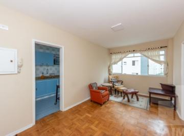Apartamento · 57m² · 2 Quartos · 1 Vaga · Apartamento 02 dormitórios, 01 vaga em Bela vista.