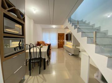 Casa · 64m² · 2 Quartos · Sobrado mobiliado com 2 dormitórios e 75,55m² de área externa em Potecas, São José SC