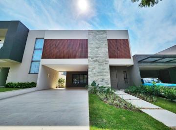 Casa · 220m² · 4 Quartos · 2 Vagas · 
                                Condomínio Bella Vitta: Casa em Condomínio com Piscina e Quadra de 