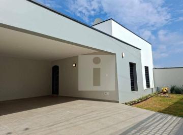 37aa697453148721898be2b6c493a914831274ab · Casa Térrea Reformada com 3 Suítes e Gourmet, Chácara da Barra – Localização Imbatível