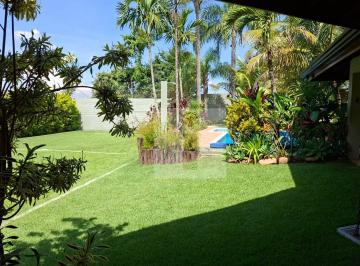 0cf254933ca6fd267fb7ade15abbb9ebecc7282a · Casa com 3 suítes, energia solar, piscina aquecida e campo de futebol à venda, 370 m² no Parque Xang