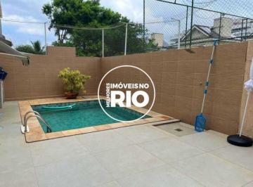 Casa · 185m² · 5 Quartos · 2 Vagas · Casa duplex no Recreio dos Bandeirantes à venda