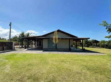 Rural · 166m² · 4 Quartos · 2 Vagas · Chácara à Venda em Piçarras - Casa, área de festas e kitnet!