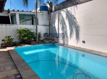 Casa · 220m² · 5 Quartos · 4 Vagas · Casa em Jardim Virgínia, Guarujá/SP de 220m² 5 quartos à venda por R$ 850.000,00