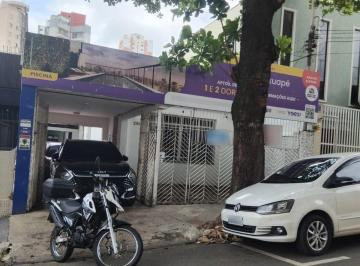 Comercial · 240m² · 6 Vagas · Casa comercial na Rua Coronel Luís Americano, N. 299 • 240 m²