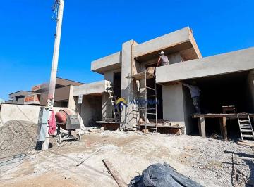 241c669a29c9d7de0cc105a340af08cc98d7ad86 · Casa com 4 dormitórios à venda, 132 m² por R$ 780.000,00 - Nereidas - Guaratuba/PR