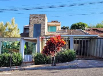 Casa · 270m² · 3 Quartos · 3 Vagas · Sobrado à venda, 270 m² por R$ 1.100.000,00 - Jardim Roland - Rolândia/PR