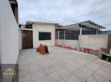tgqqauq2othlmmuxytdlm2ri_md · Casa 02 Dormitórios Reformada 400 metros do mar Praia de Mongaguá
