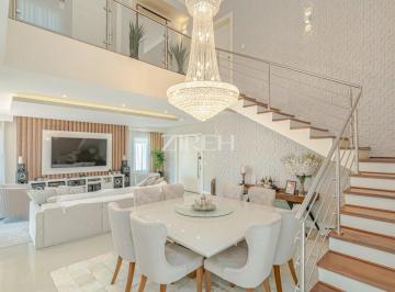 Casa · 249m² · 3 Quartos · CASA EM CONDOMÍNIO FECHADO PERTO DO PARQUE TANGUÁ À VENDA