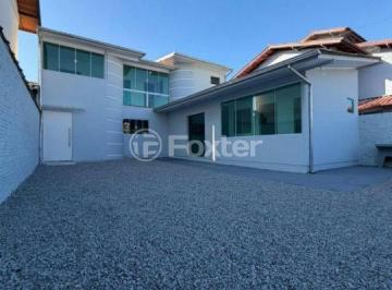 cdc5bbd9 · Casa, 4 dormitórios, 150 m², em Forquilhas