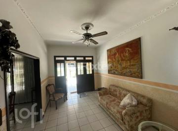 07d208f5 · Casa, 2 dormitórios, 130 m², em Praia Comprida
