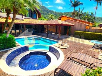 Casa de 5 quartos, Caraguatatuba · Sobrado á venda com 5 suítes no Cidade Jardim em Caraguatatuba SP