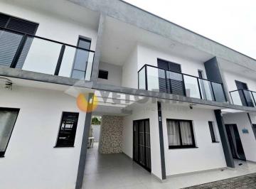 Casa de 2 quartos, Caraguatatuba · Sobrado em condomínio à venda com 2 suítes no Capricórnio em Caraguatatuba SP