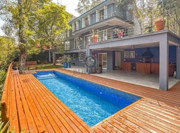 Casa · 960m² · 4 Quartos · 3 Vagas · Casa com 4 dormitórios à venda, 350 m² por R$ 1.990.000,00 - Granja Viana – Chácara dos Lagos - Cara