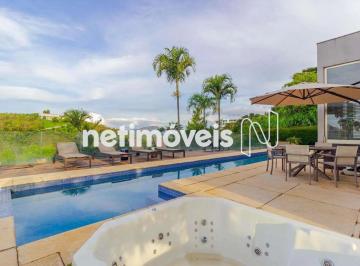Casa · 736m² · 4 Quartos · 4 Vagas · Excelente casa de alto luxo com 736m²; no condomínio Vale dos Cristais com 03 pavimentos.