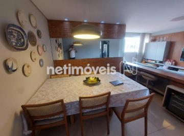 Apartamento · 83m² · 3 Quartos · 2 Vagas · Castelo | 3 Quartos com Armários, Suíte e Elevador.