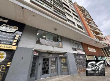 Apartamento de 3 quartos, São Paulo · Imóvel vintage amplo em prédio assinado do Franz Heep