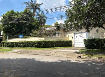 At: 465 Ac: 176 · AMPLO TERRENO