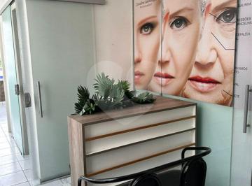 Comercial , São Paulo · Sala Comercial à Venda em Pinheiros.