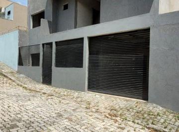 Casa de 4 quartos, Águas Claras · SOBRADO COM 4 QUARTOS EM PONTO DE ACABAMENTO EM ARNIQUEIRAS