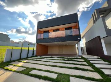 Casa · 250m² · CASA CENTRAL PARQUE - BOTUCATU / SP
