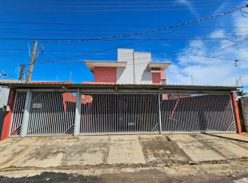 Casa · CASA JARDIM PLANALTO - BOTUCATU / SP