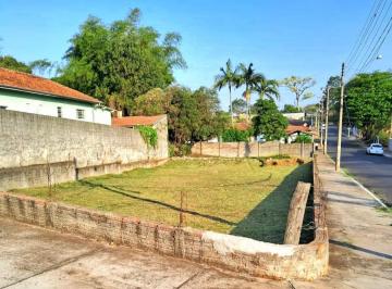 Casa · 375m² · CASA Jardim São José (Rubião Junior) - BOTUCATU / SP