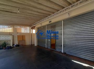 Foto 01 · À Venda: Salão Comercial com Edícula Assobradada - 2 Vagas Cobertas