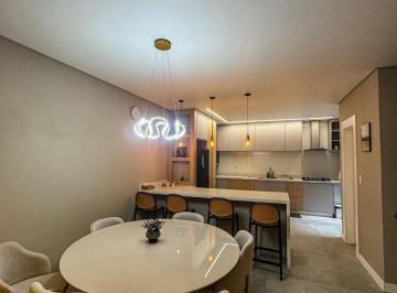 Casa de 3 quartos, Balneário Camboriú · Triplex quadra mar - Barra Sul - Balneário