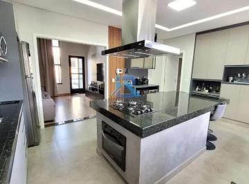 e3kmbhzdynqh1770187649992.jpg · Magnífica Casa à Venda no Centro de Itatiba: 3 Suítes, Área Gourmet e Acabamento Impecável - Itatiba